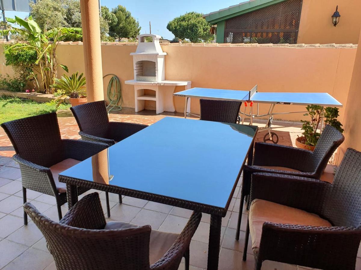 צ'יקלנה דה לה פרונטרה Villa Ostrero מראה חיצוני תמונה